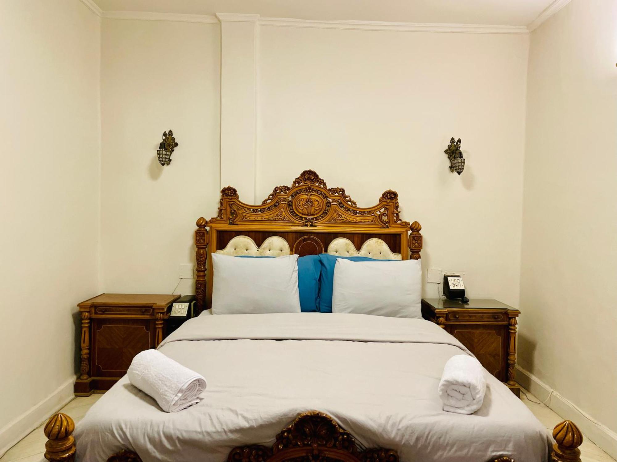 Appartement 5-min To Nile 1br Spacious In Maadi *